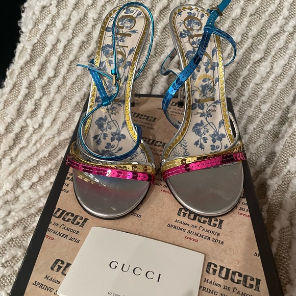 Gucci heels - Picture 1 of 9